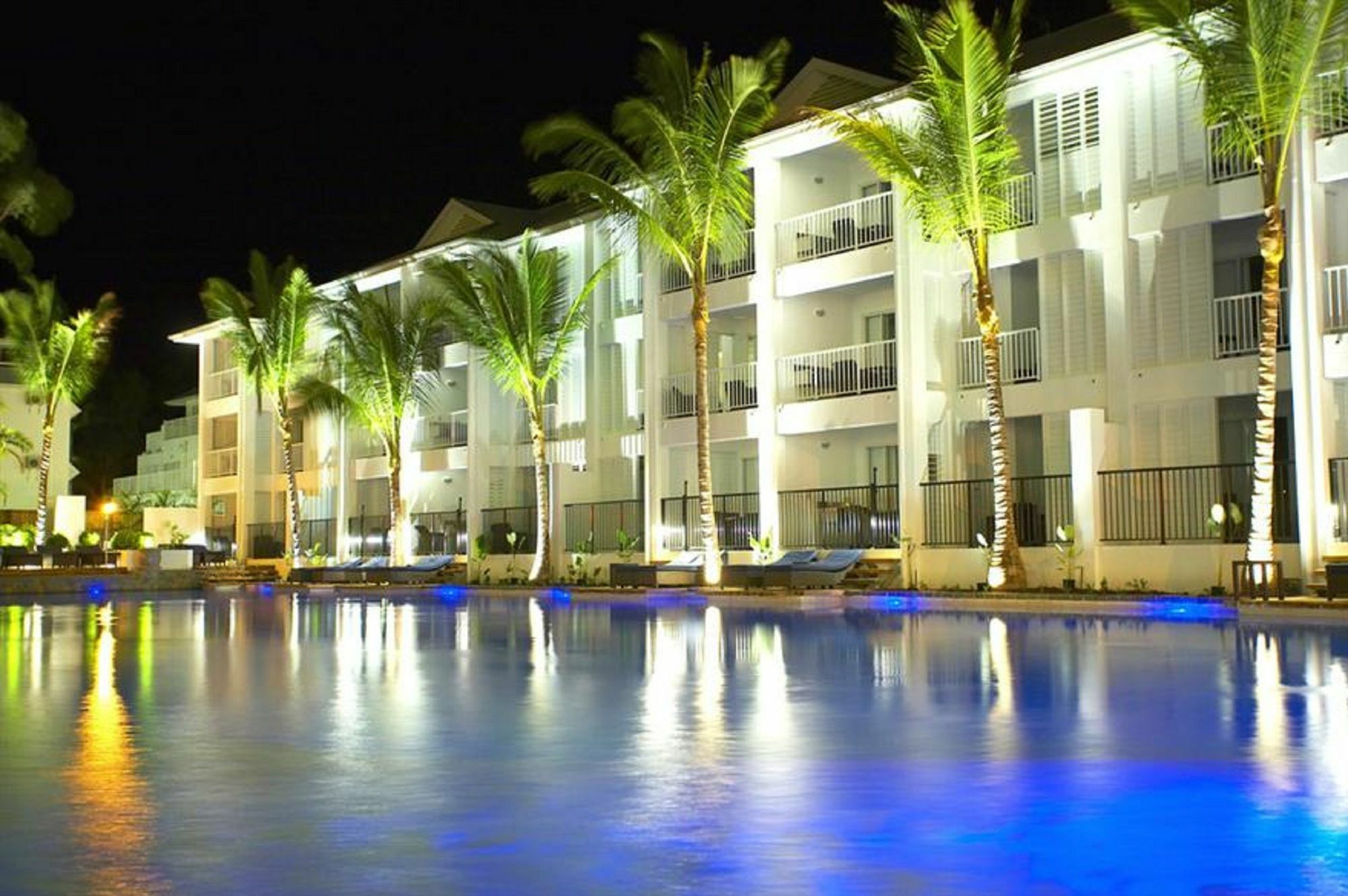Beach Club Port Douglas Luxury Apartments Eksteriør billede
